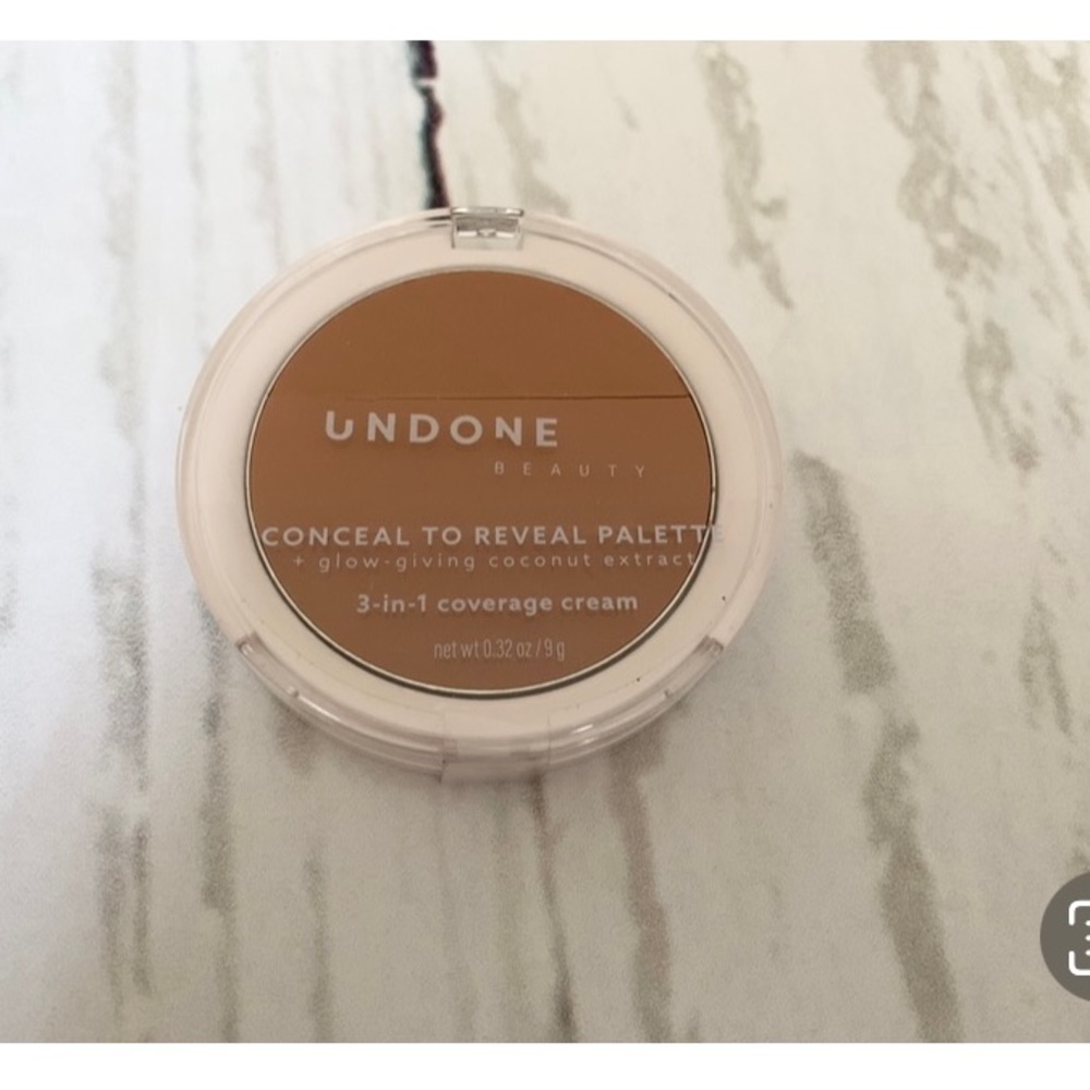 Undone Beauty Conceal to Reveal Palette Caramel Medium